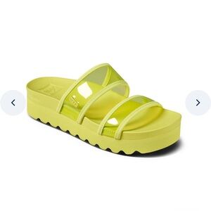 NWT Reef Vista Hi Energy Sandal